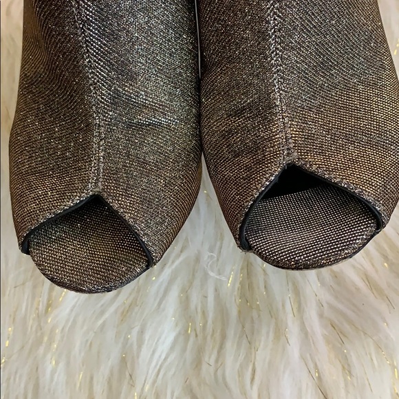 Brian Atwood Liese Metallic Ankle strap heels - Picture 5 of 7